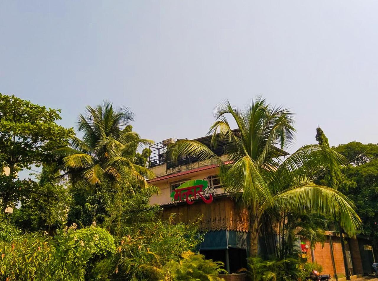Ample Dormitory - Mumbai — Photos 2